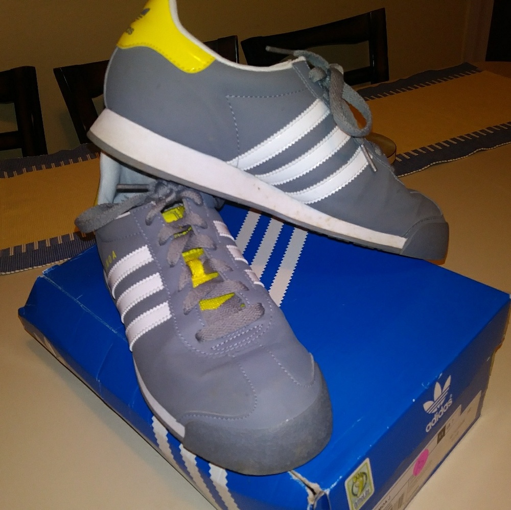 Adidas tennis shoes